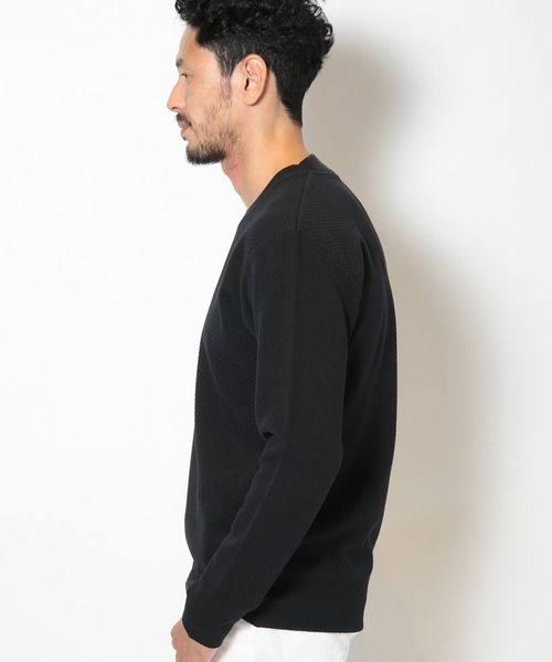 MEN'S BIGI（メンズビギ）の「フクレジャガードデザインVネックTEE（Tシャツ/カットソー・メンズ・ホワイト/ブルー/ブラック・04/01/02/03）」の9枚目の写真