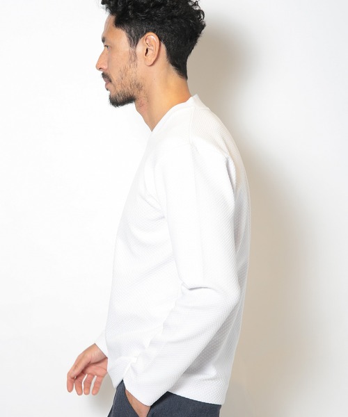 MEN'S BIGI（メンズビギ）の「フクレジャガードデザインVネックTEE（Tシャツ/カットソー・メンズ・ホワイト/ブルー/ブラック・04/01/02/03）」の7枚目の写真
