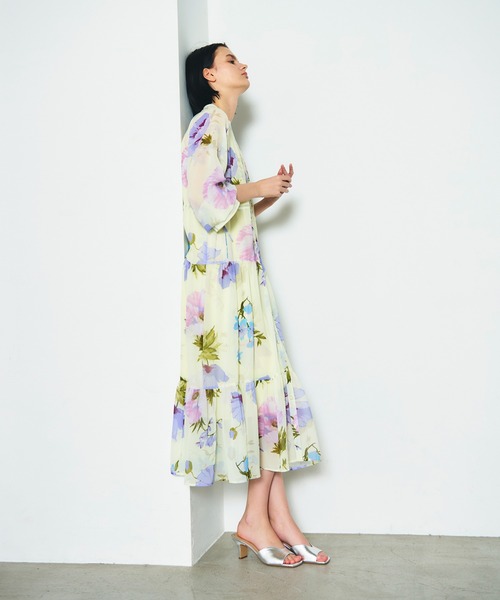 GRACE CONTINENTAL（グレースコンチネンタル）の「ビッグボタニカルシャツワンピース（シャツワンピース・レディース・イエロー/キナリ・38/36）」の2枚目の写真