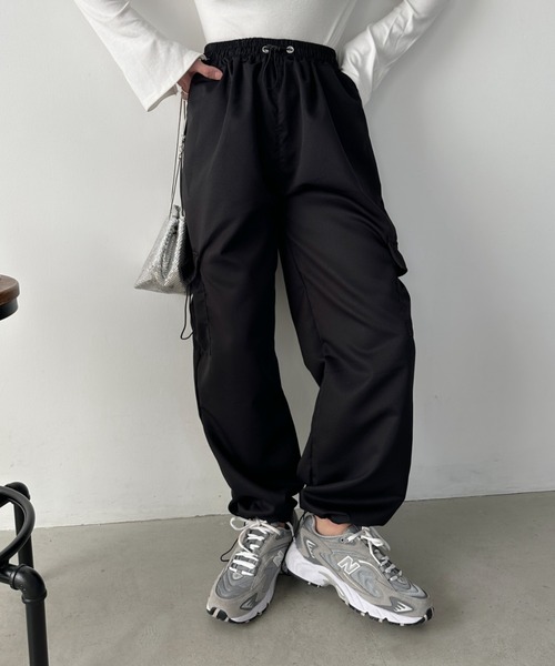 CLEA（クレア）の「ドロストパラシュートパンツ（カーゴパンツ・レディース・ブラック/グレー/ピンク・M）」の10枚目の写真