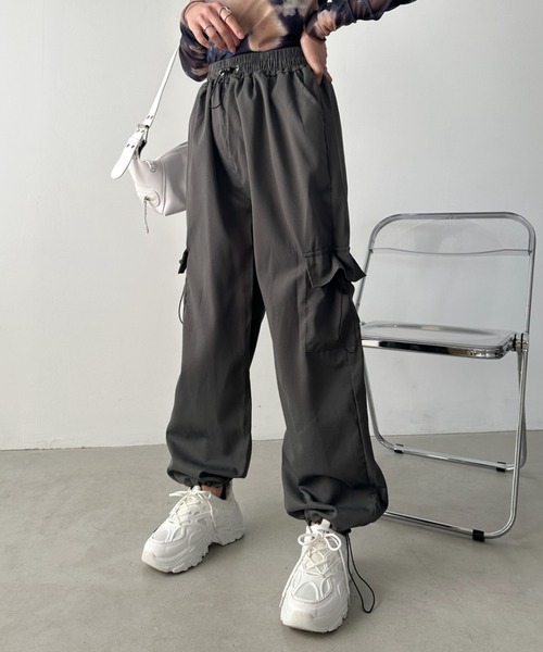 CLEA（クレア）の「ドロストパラシュートパンツ（カーゴパンツ・レディース・ブラック/グレー/ピンク・M）」の9枚目の写真