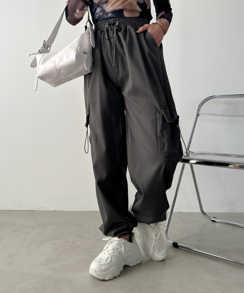 CLEA（クレア）の「ドロストパラシュートパンツ（カーゴパンツ・レディース・ブラック/グレー/ピンク・M）」の20枚目の写真