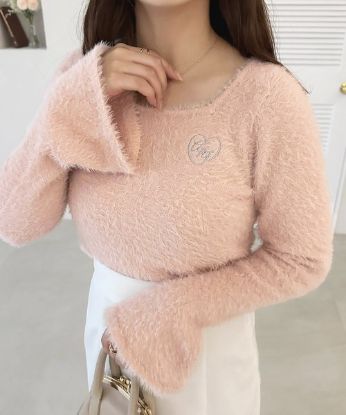 apres jour(アプレジュール)の「ベルスリーブスクエアネックシャギーニット【ZOZOTOWN限定アイテム】(ニット/セーター・レディース・オフホワイト/ピンク/ブラック・X-LARGE/フリー)」の3枚目の写真