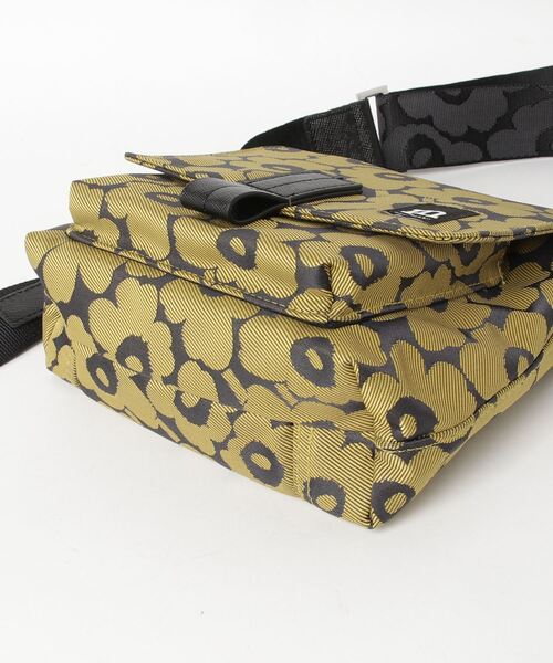 marimekko（マリメッコ）の「Unikko / Mini Messenger（ショルダーバッグ・レディース・イエロー・FREE）」の7枚目の写真