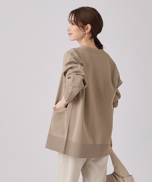 SHOO・LA・RUE（シューラルー）の「◆軽くて柔らかい スポンディッシュ Vネックカーディガン（カーディガン/ボレロ・レディース・アイボリー/ベビーピンク/ネイビー系2/ライトブルー/サンドベージュ/ブルー系その他・00）」の19枚目の写真