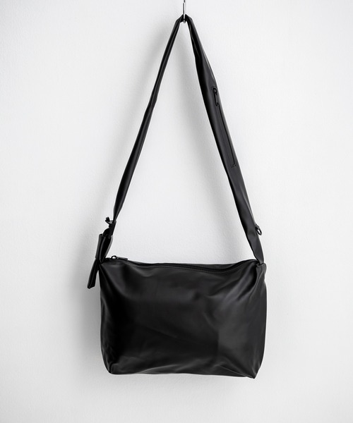 セール】フェイクレザー Dカン付きショルダーバッグ（ショルダーバッグ