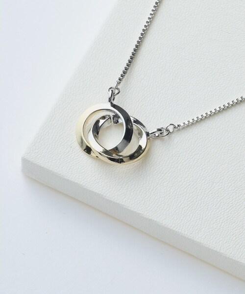 tk.TAKEO KIKUCHI（ティーケータケオキクチ）の「◆ダブルリングネックレス（ネックレス・メンズ・シルバー/ブラック系4/ブラック系5/シルバー系/シルバー系4/シルバー系5/ゴールド系5・00）」の4枚目の写真