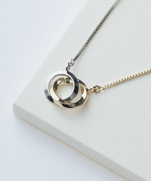 tk.TAKEO KIKUCHI（ティーケータケオキクチ）の「◆ダブルリングネックレス（ネックレス・メンズ・シルバー/ブラック系4/ブラック系5/シルバー系/シルバー系4/シルバー系5/ゴールド系5・00）」の5枚目の写真