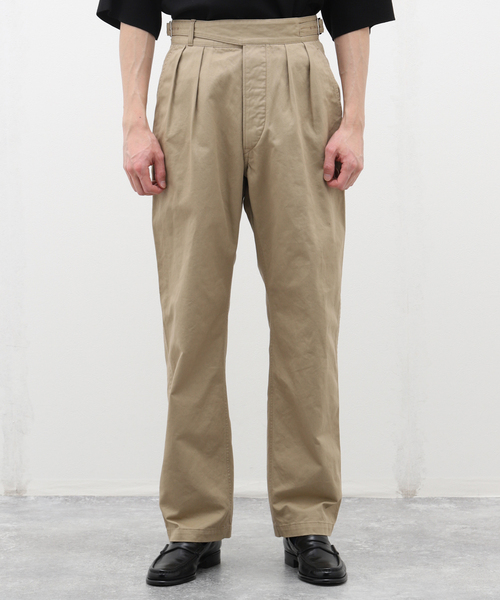 LENO(リノ)の「【LENO / リノ】SIDE BELTED GURKHA TROUSERS(スラックス・メンズ・ベージュ/カーキ・1/2)」の4枚目の写真