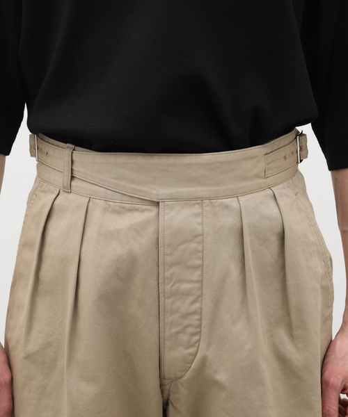 LENO(リノ)の「【LENO / リノ】SIDE BELTED GURKHA TROUSERS(スラックス・メンズ・ベージュ/カーキ・1/2)」の7枚目の写真