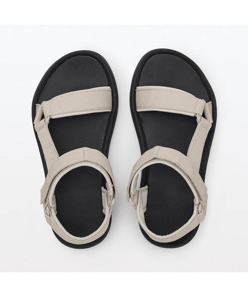 無印良品(ムジルシリョウヒン)の「テープベルトサンダル(サンダル・レディース・カーキ系5/ライトベージュ/ブラック・XXL/XL/L/M/S/XS)」の8枚目の写真