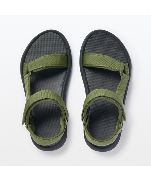 無印良品(ムジルシリョウヒン)の「テープベルトサンダル(サンダル・レディース・カーキ系5/ライトベージュ/ブラック・XXL/XL/L/M/S/XS)」の13枚目の写真