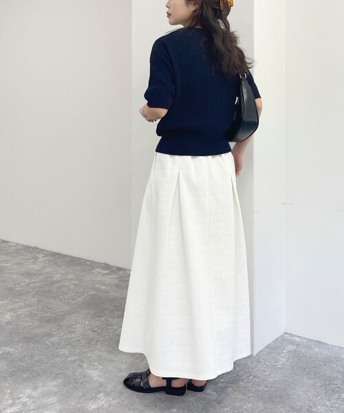 fredy emue（フレディエミュ）の「ジャガードタックスカート（スカート・レディース・オフホワイト/ブラック・36/38）」の8枚目の写真