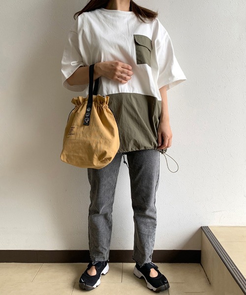 CRB(シーアールビー)の「巾着ランチバッグ(エコバッグ/サブバッグ・レディース・ブラック/カーキ/ベージュ・F)」の11枚目の写真