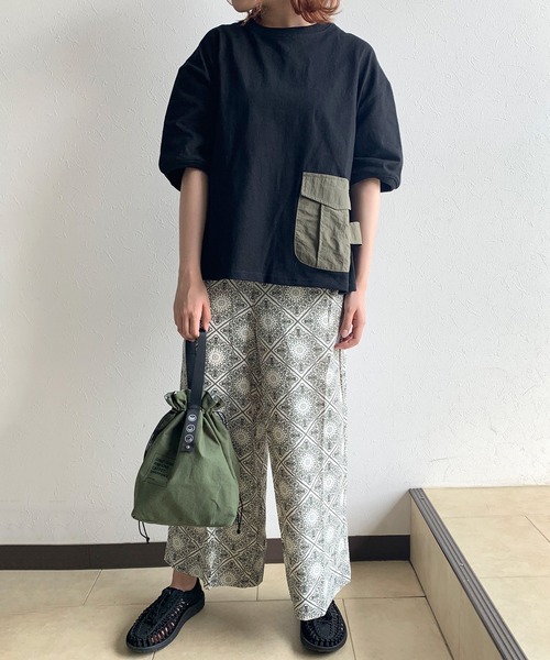 CRB(シーアールビー)の「巾着ランチバッグ(エコバッグ/サブバッグ・レディース・ブラック/カーキ/ベージュ・F)」の7枚目の写真