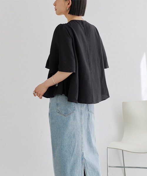 titivate(ティティベイト)の「ティアードフリルトップス(Tシャツ/カットソー・レディース・オフホワイト/ブラック/ライトブルー・FREE)」の2枚目の写真