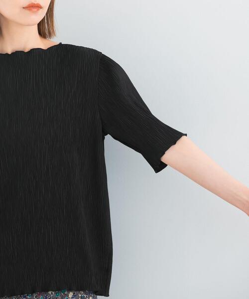 URBAN RESEARCH ROSSO WOMEN（アーバンリサーチ　ロッソ）の「ボートネックシアープリーツプルオーバー（Tシャツ/カットソー・レディース・ブラック/ホワイト/グリーン/イエロー・FREE）」の7枚目の写真