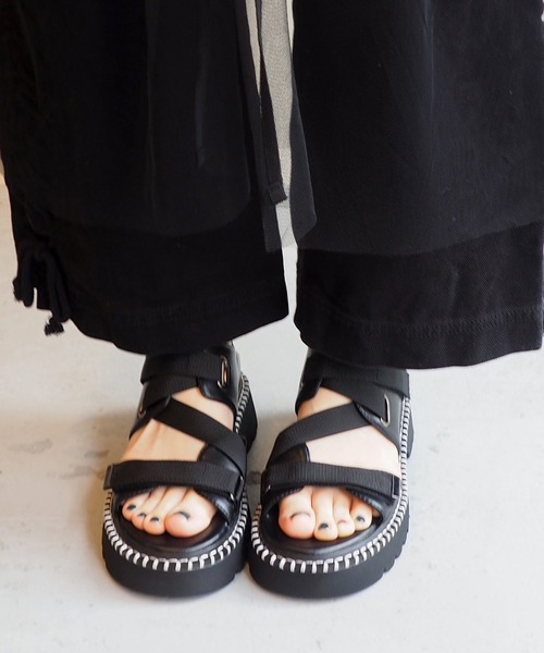 byあしながおじさん（バイアシナガオジサン）の「ストラップスポーツサンダル　8710567（サンダル・レディース・ホワイト/ピンク/ブラック・S/M/L/LL）」の3枚目の写真