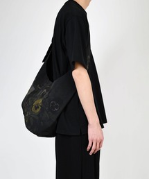 LAD MUSICIAN（ラッドミュージシャン）の「PANSY SHOULDER BAG