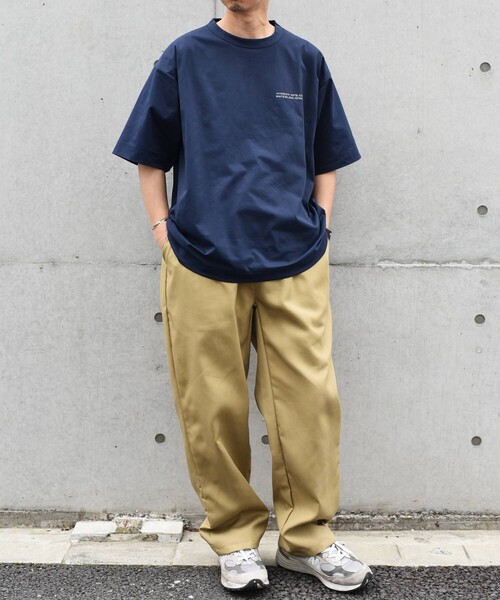 HINSON（ヒンソン）の「【SHIPS any別注】HINSON:  ワンポイント ロゴ リフレクター プリント ジャージー Tシャツ◆（Tシャツ/カットソー・メンズ・ネイビー/ベージュ/ラベンダー/グレー・MEDIUM/LARGE/X-LARGE）」の16枚目の写真