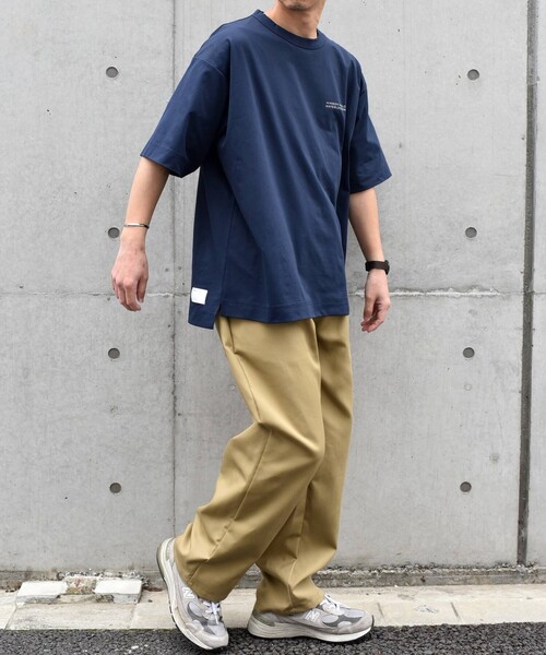 HINSON（ヒンソン）の「【SHIPS any別注】HINSON:  ワンポイント ロゴ リフレクター プリント ジャージー Tシャツ◆（Tシャツ/カットソー・メンズ・ネイビー/ベージュ/ラベンダー/グレー・MEDIUM/LARGE/X-LARGE）」の17枚目の写真