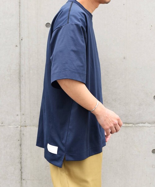 HINSON（ヒンソン）の「【SHIPS any別注】HINSON:  ワンポイント ロゴ リフレクター プリント ジャージー Tシャツ◆（Tシャツ/カットソー・メンズ・ネイビー/ベージュ/ラベンダー/グレー・MEDIUM/LARGE/X-LARGE）」の19枚目の写真