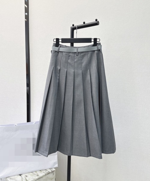 BANICO(バニコ)の「【Banico】プリーツスカート(スカート・レディース・ダークグレー/ベージュ/ライトベージュ・SMALL/MEDIUM/LARGE)」の18枚目の写真