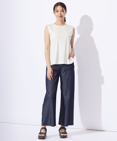 J.PRESS Ladies（J.プレス レディス）の「レイヤード ノースリーブカットソー（タンクトップ・レディース・ホワイト系/ベージュ系・SMALL）」の3枚目の写真