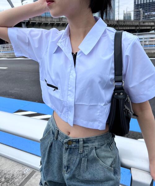 Figments（フィグメンツ）の「クロップドZIPデザインシャツ（シャツ/ブラウス・レディース・ホワイト/グレー・FREE）」の18枚目の写真