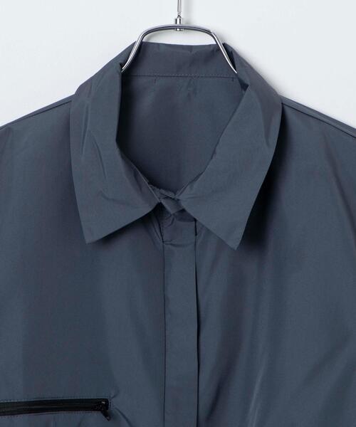 Figments（フィグメンツ）の「クロップドZIPデザインシャツ（シャツ/ブラウス・レディース・ホワイト/グレー・FREE）」の13枚目の写真