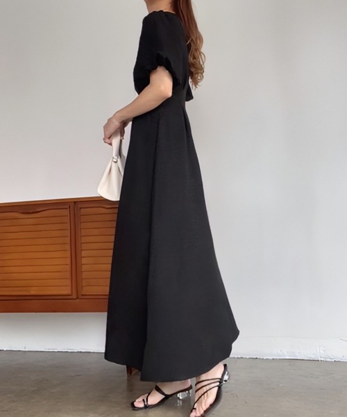 FILLOU(FILLOU)の「バルーンスリーブタックワンピース【ペチコートセット】(ワンピース・レディース・ベージュ/チャコール/ブラック・X-LARGE/LARGE/MEDIUM)」の7枚目の写真