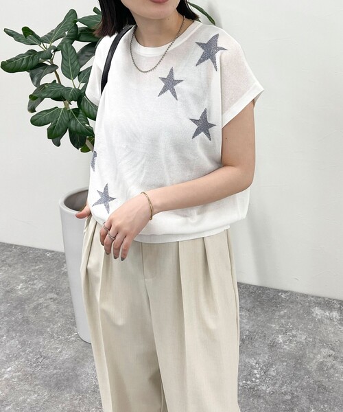 fredy emue（フレディエミュ）の「ラメ星ジャガードニット（ニット/セーター・レディース・ライトグレー/オフホワイト/ベージュ・38）」の13枚目の写真