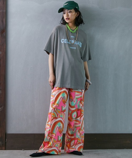GEVS.(ジェイヴィス)の「<大きいサイズ> 幾何プリントリラックスパンツ GEVS.(その他パンツ・レディース・グリーン系/ピンク系・5L/4L/3L/LL/L)」の3枚目の写真