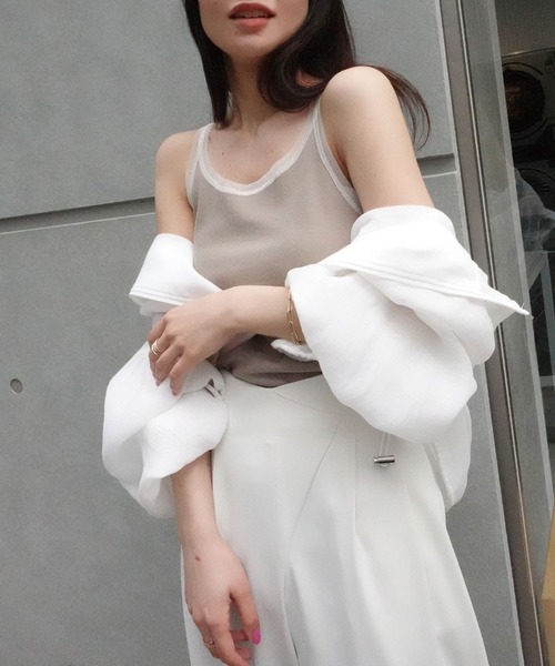 CORNERS（コーナーズ）の「チュールトリムリブタンク（タンクトップ・レディース・オフホワイト/ブラック/グレイッシュベージュ・M）」の4枚目の写真