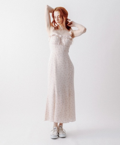 DEICY（デイシー）の「フラワードットフリルキャミワンピース