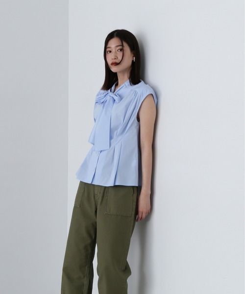 N.（N. Natural Beauty Basic）（エヌエヌナチュラルビューティーベーシック）の「◆【Femme fatale】ウエストタックボウタイブラウス（シャツ/ブラウス・レディース・ブルー/ホワイト系その他/オフホワイト・MEDIUM）」の21枚目の写真