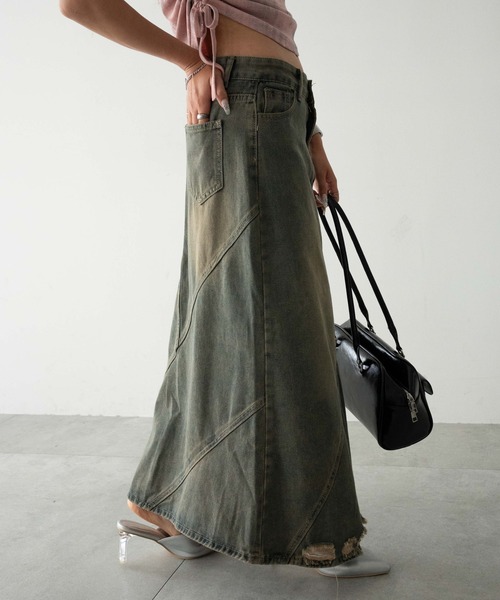 dispark（ディスパーク）の「DISPARK/斜め切替ダメージヘムロングスカート（デニムスカート・レディース・ブルー系1・FREE）」の4枚目の写真