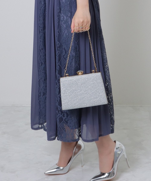 Lace Ladies(レースレディース)の「チェーン付き 2WAY スクエア がま口 ハンドバッグ(クラッチバッグ・レディース・シルバー/ベージュ・FREE)」の19枚目の写真