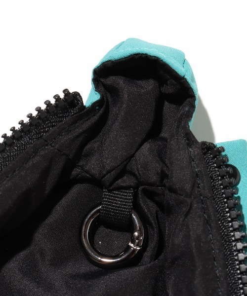 THE NORTH FACE(ザノースフェイス)の「THE NORTH FACE Mini Mountain Jacket / ザ・ノース・フェイス ミニ マウンテン ジャケット(キーホルダー・メンズ・グレー/バーガンディー/ネイビー/ブラック・FREE)」の5枚目の写真
