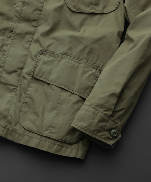 Alpha Industries(アルファインダストリーズ)の「ALPHA INDUSTRIES×URBAN RESEARCH iD ファティーグジャケット(ミリタリージャケット・メンズ・カーキ/ブラック・LARGE/SMALL/MEDIUM/XS size)」の10枚目の写真