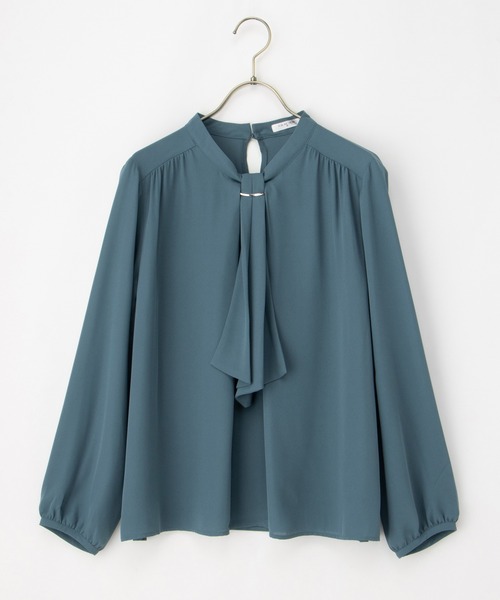 Honeys(ハニーズ)の「アクセ付ボウタイブラウス(シャツ/ブラウス・レディース・アイボリー/ブルーグリーン/ネイビー/ワインレッド/ブラウン・S/M/L/LL/3L)」の18枚目の写真