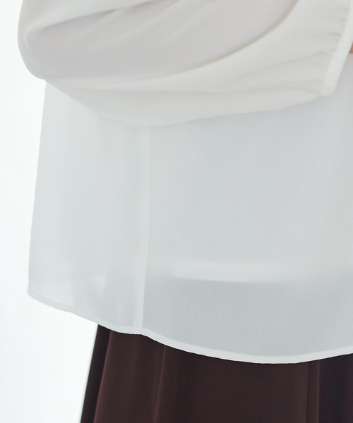 Honeys(ハニーズ)の「アクセ付ボウタイブラウス(シャツ/ブラウス・レディース・アイボリー/ブルーグリーン/ネイビー/ワインレッド/ブラウン・S/M/L/LL/3L)」の8枚目の写真