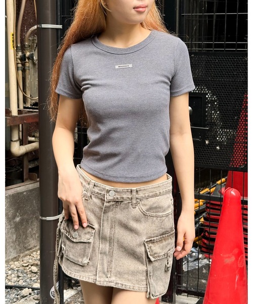 MAZZZZY(マジ―)の「MAZZZZY/ロゴネームT(Tシャツ/カットソー・レディース・ホワイト/ブラック/グレー・FREE)」の18枚目の写真