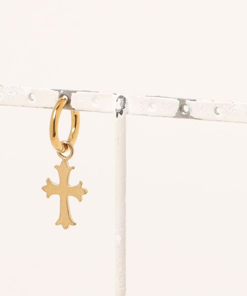 1004ST（イチマルマルヨンエスティ―）の「【1004ST】VIP クロス ピアス (MA)（ピアス（両耳用）・レディース・シルバー/ゴールド・FREE）」の5枚目の写真