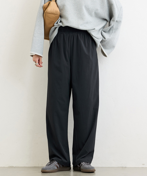 JOURNAL STANDARD（ジャーナルスタンダード）の「《WEB限定追加5》【接触冷感/防しわ/洗える/撥水】ナイロンストレッチワイドパンツ（その他パンツ・レディース・ブラック/カーキ・34/36/38/40）」の14枚目の写真