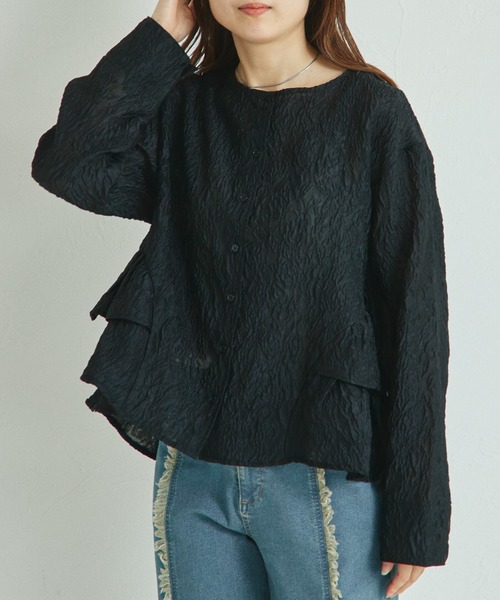 pairmanon(ペアマノン)の「【リンクコーデ】【ママサイズ】シアージャガード サイドフリルブラウス(シャツ/ブラウス・レディース・ブラック/グレー/ホワイト・FREE)」の2枚目の写真