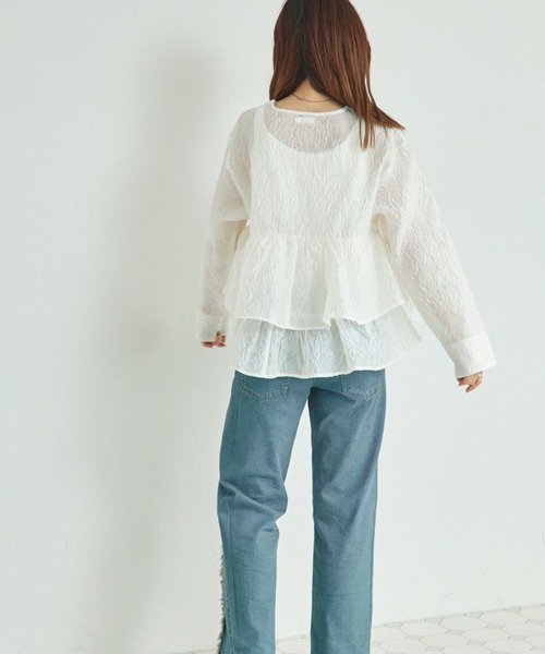 pairmanon(ペアマノン)の「【リンクコーデ】【ママサイズ】シアージャガード サイドフリルブラウス(シャツ/ブラウス・レディース・ブラック/グレー/ホワイト・FREE)」の4枚目の写真