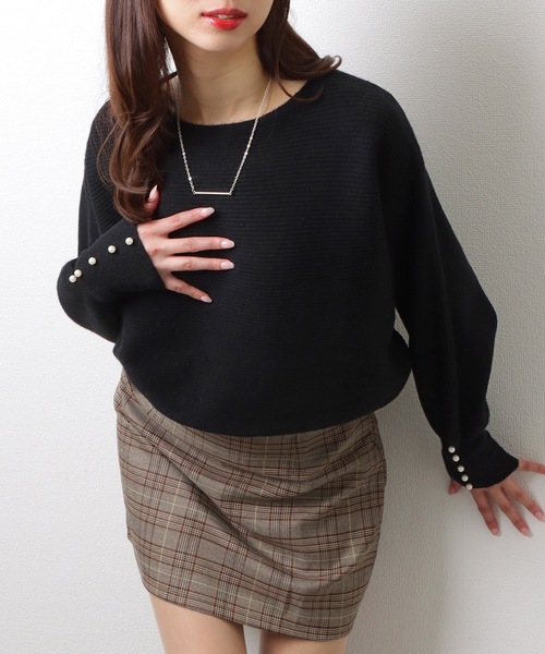 DAYRA(デイラ)の「ボートネック リブ ニット ドルマン プルオーバー(ニット/セーター・レディース・ベージュ/ネイビー/ブラック/グレー・FREE/S)」の8枚目の写真