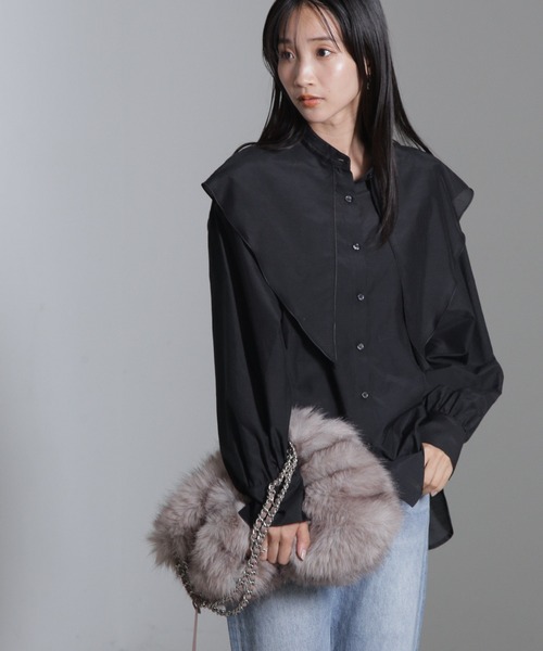 NANO universe（ナノユニバース）の「シルク混ビックカラーシャツ（シャツ/ブラウス・レディース・ブラック/ホワイト/ベージュ・FREE）」の2枚目の写真