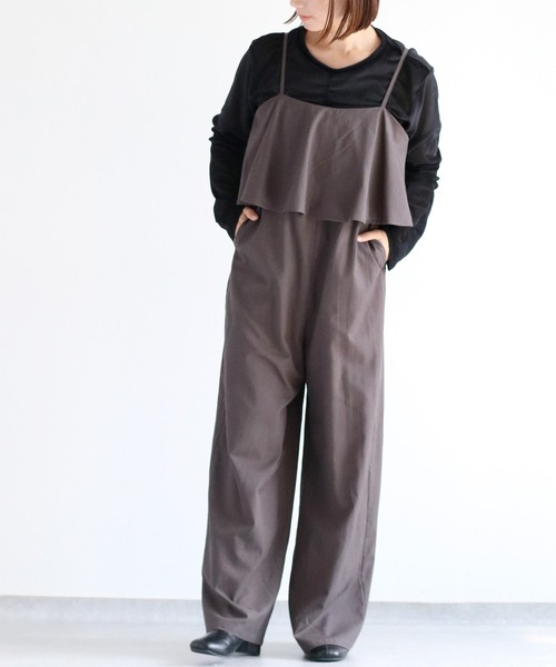 cepo（セポ）の「〈セットアイテム〉シアーベロアTee＋フリルサロペット（サロペット/オーバーオール・レディース・ブラック/チャコール・M）」の2枚目の写真